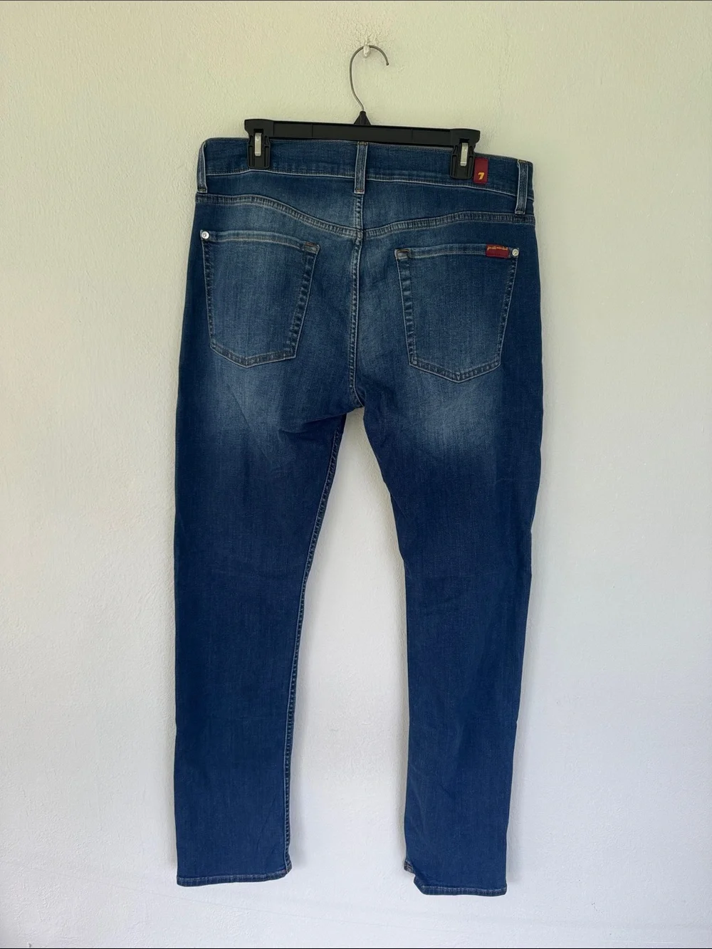 7 for all mankind The Straight men’s dark wash five pocket denim jeans size 34